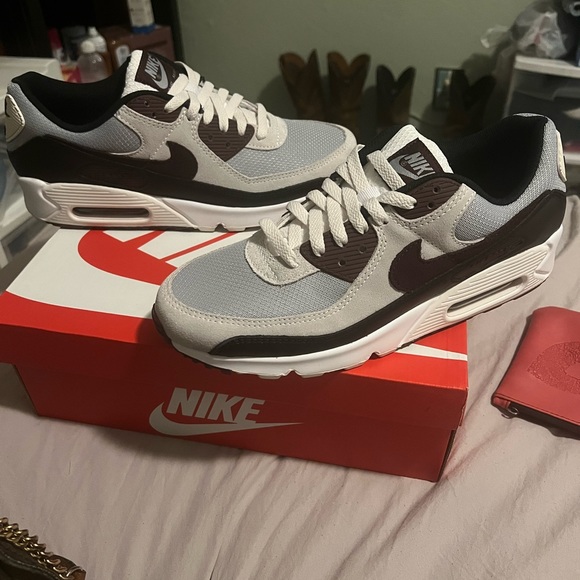 BRAND NEW NIKE AIR MAX 90**** Size 10.5 - Picture 1 of 3